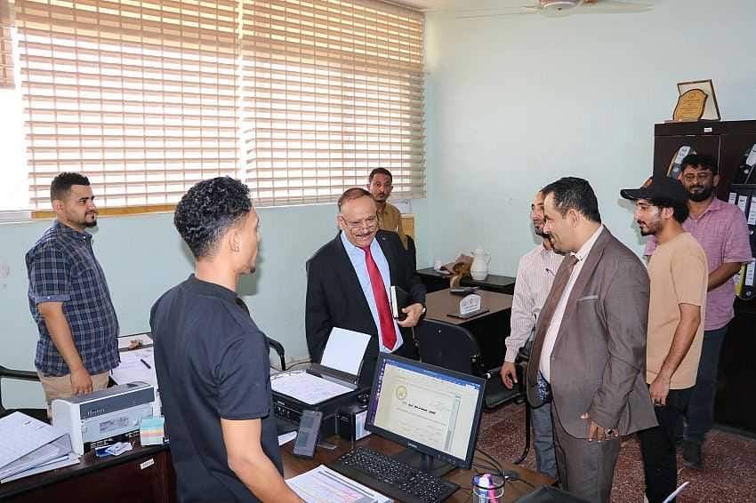 الوزير حُميد يطلع على مستوى الانضباط الوظيفي بالهيئة العامة والمؤسسة المحلية للنقل