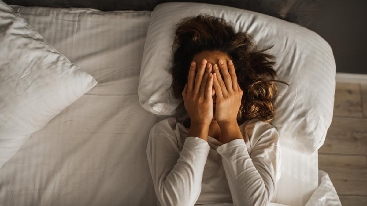 دراسة تشير إلى أن النوم في عطلة نهاية الأسبوع مرتبط بانخفاض أعراض الاكتئاب