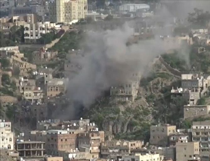 قصف مليشيات الحوثي لمناطق في محافظة تعز تسفر عن استشهاد 5 نساء
